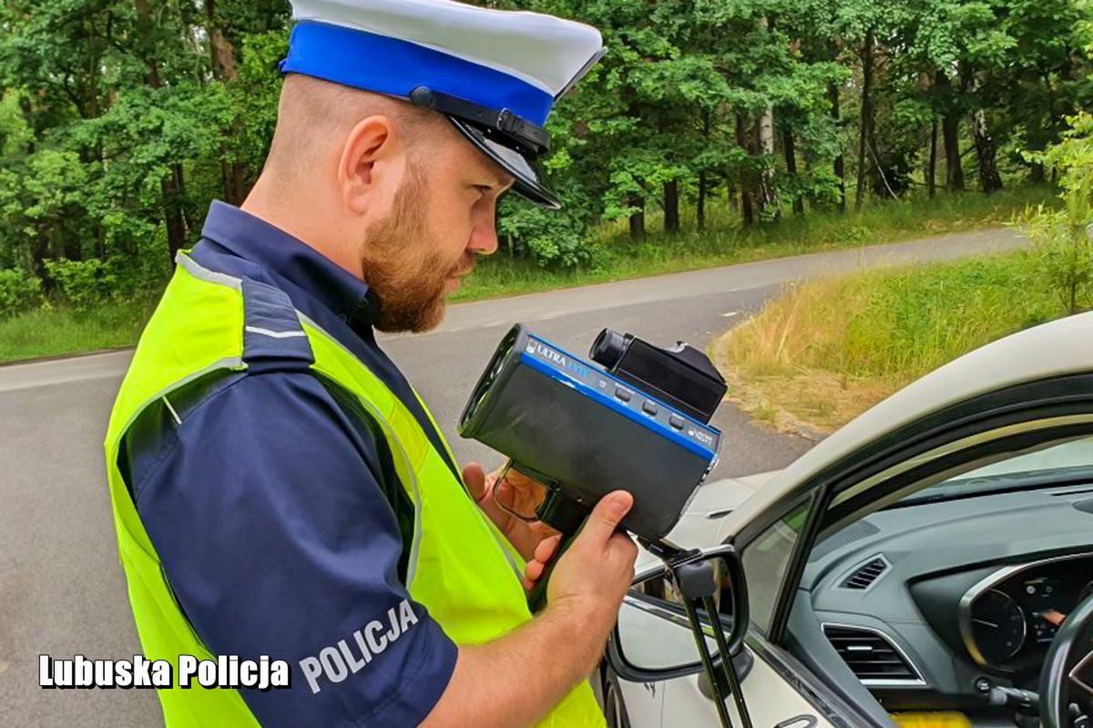 Liczysz na pouczenie po zmianach "widełek" taryfikatora? Premier chce bezwzględności policji