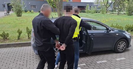 Udawał kobietę i wyłudzał pieniądze. To dopiero początek zarzutów dla 26-latka z Lęborka