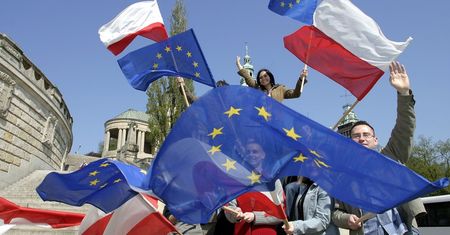 Premier Japonii przyjechał do Polski rozmawiać o gospodarce