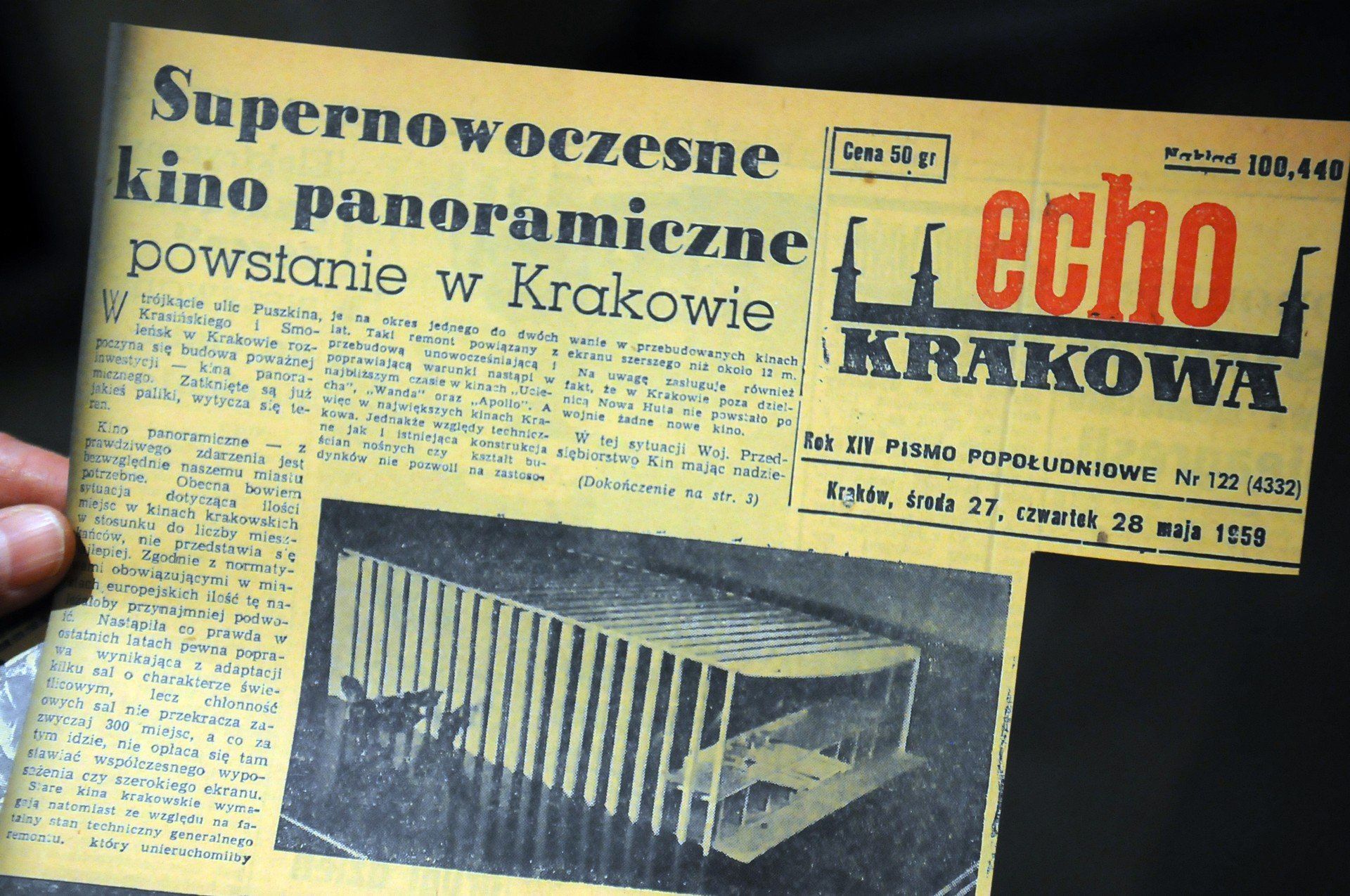 Zaprojektowany przez prof. Witolda Cęckiewicza hotel, znajdujący się przy krakowskich Błoniach, otwarto 22 czerwca 1965 r.