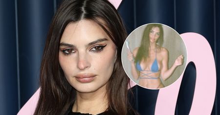 Emily Ratajkowski kusi w mikroskopijnym bikini. Gwiazda o polskich korzeniach wygląda bosko