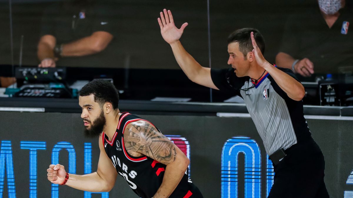 PAP/EPA / ERIK S. LESSER / Na zdjęciu: Fred VanVleet