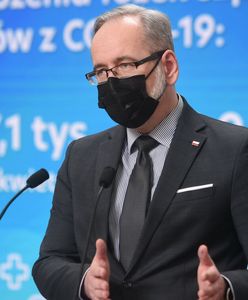 Nowy show antyszczepionkowców w Sejmie. Ministerstwo Zdrowia zwala winę na marszałka