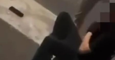 "Nie bij mnie!". Jest nagranie z ataku na syna znanej aktorki