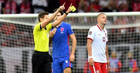 Co za scena! Żony piłkarza zrobiła to, bo nie mogło być na meczu