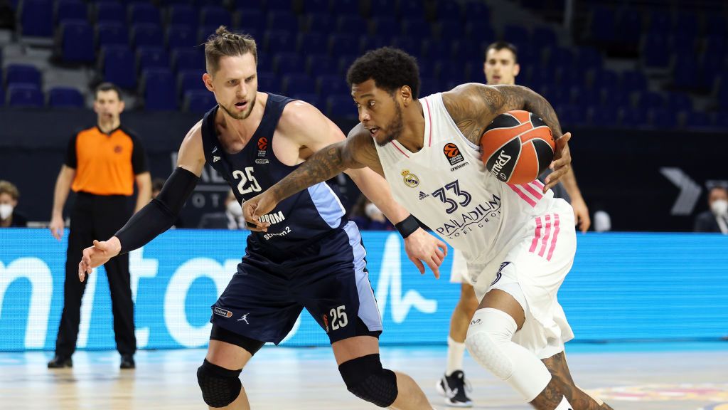 Zdjęcie okładkowe artykułu: Getty Images /  Angel Martinez/Euroleague Basketball  / Na zdjęciu: Mateusz Ponitka (z lewej) i  Trey Thompkins