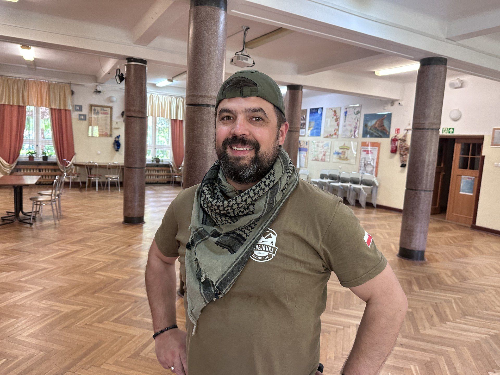 Piotr Madej, prezes Madejówka Bushcraft&amp;Survivial podkreślał, że nikt nie jest do końca przygotowany na atak. Ale warto przyswoić podstawy, by z większą rozwagą reagować w sytuacji realnego zagrożenia.