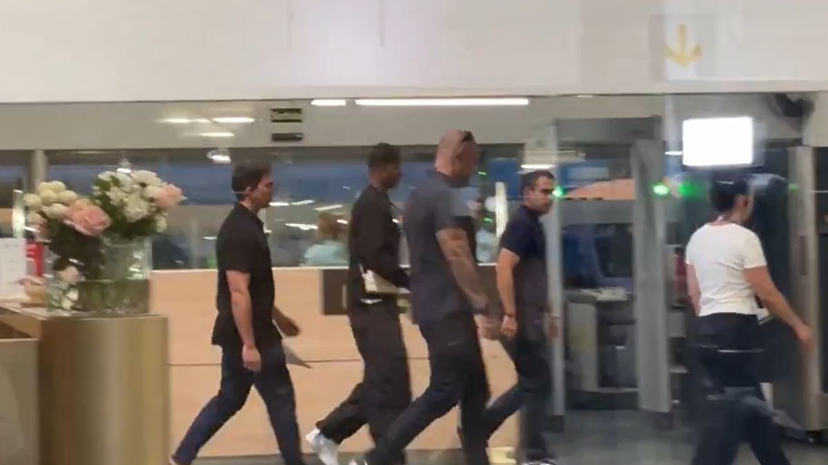 Twitter / Mundo Deportivo / Marcus Rashford na lotnisku w Barcelonie