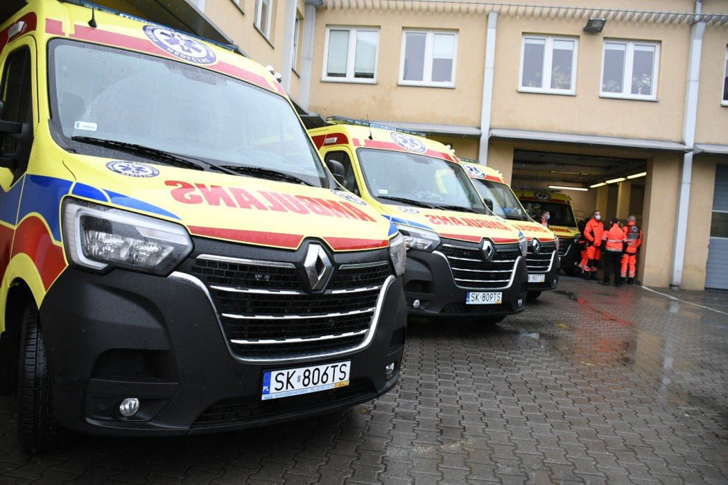 Nowe ambulanse trafiły do pogotowia w Katowicach.