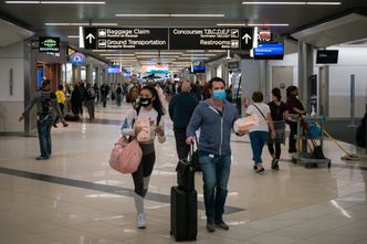 Koronawirus w Polsce. Branża lotnicza chce szybkiego przywrócenie międzynarodowych lotów