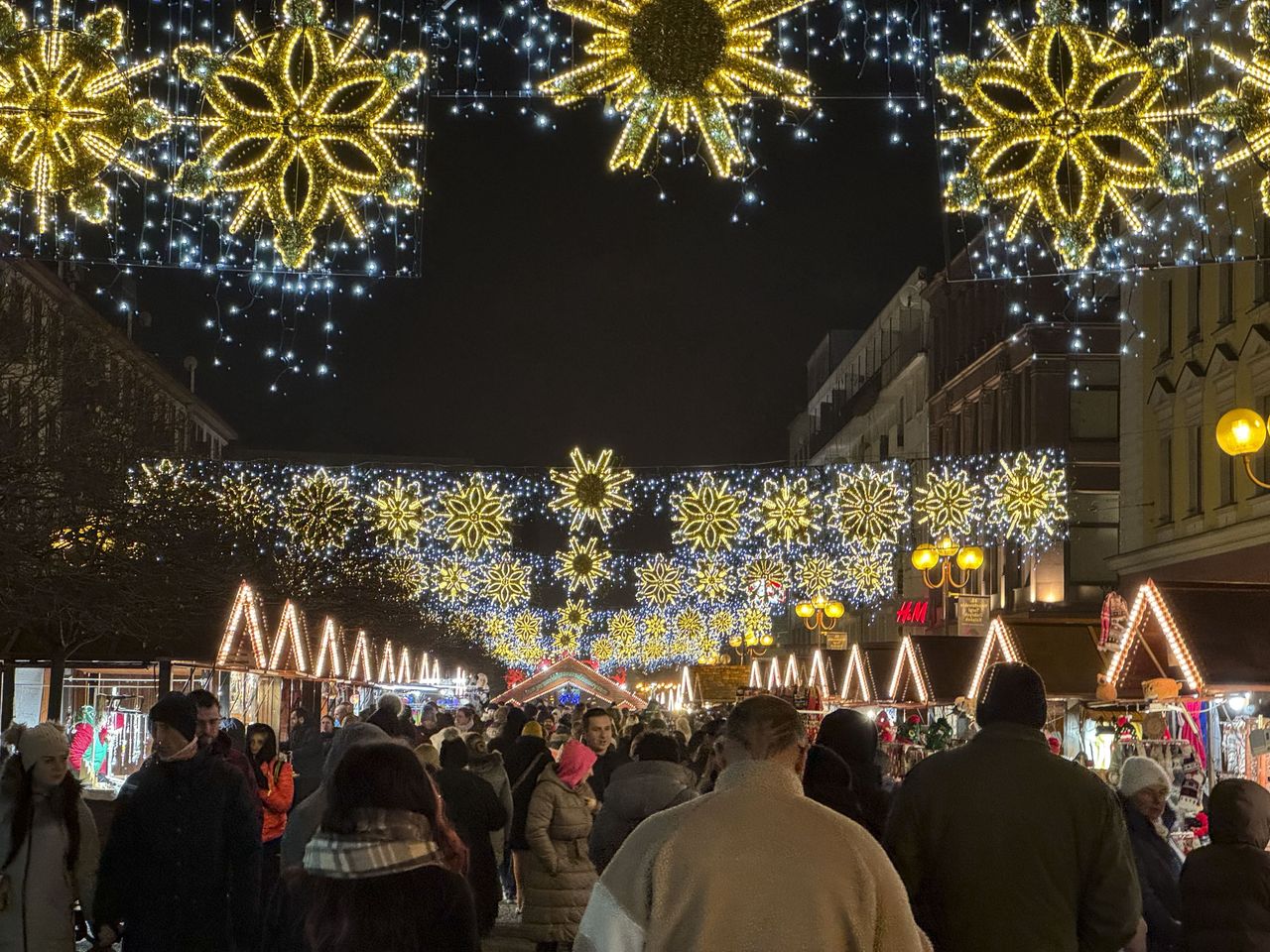 Jarmark Bożonarodzeniowy pod specjalnym nadzorem. Zapory we Wrocławiu
