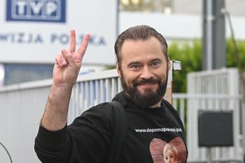 Stanowski zaskoczył przed debatą. Towarzyszył mu egzotyczny zespół