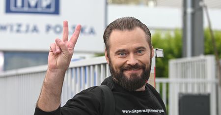 Stanowski zaskoczył przed debatą. Towarzyszył mu egzotyczny zespół