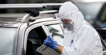 Koronawirus w Polsce. Szpital w Legnicy zamyka kolejny oddział. COVID-19 nie pozwala na normalną pracę