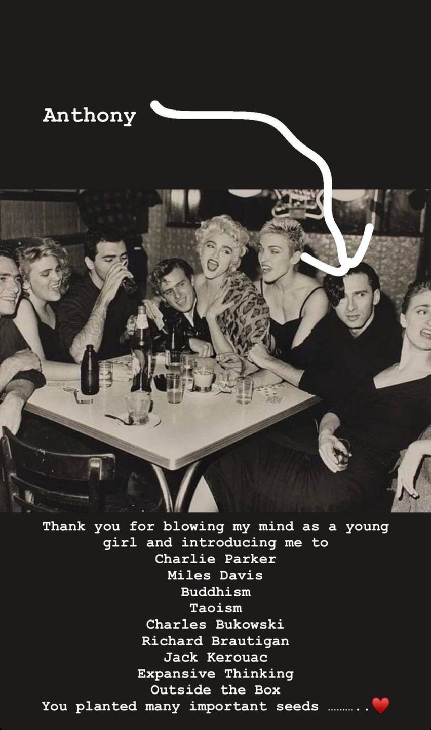 Madonna żegna zmarłego brata