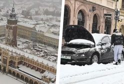 Potężne śnieżyce w Krakowie. Śnieg sparaliżował miasto