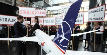 Strajk w PLL LOT. Przewoźnik wynajął samoloty z załogami