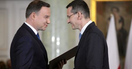 Milion aut elektrycznych na ulicach polskich miast? Mateusz Morawiecki zyskał sojusznika z Pałacu Prezydenckiego