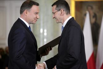 Milion aut elektrycznych na ulicach polskich miast? Mateusz Morawiecki zyskał sojusznika z Pałacu Prezydenckiego