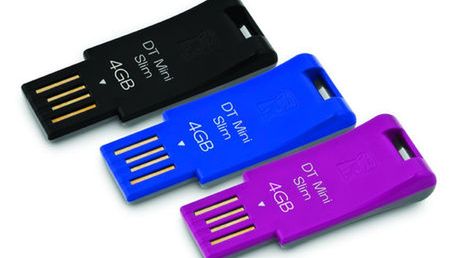 Kolorowe i miniaturowe pamięci Kingstona 1