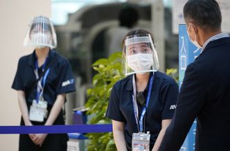 Japonia. Chodzili do pracy mimo objawów koronawirusa