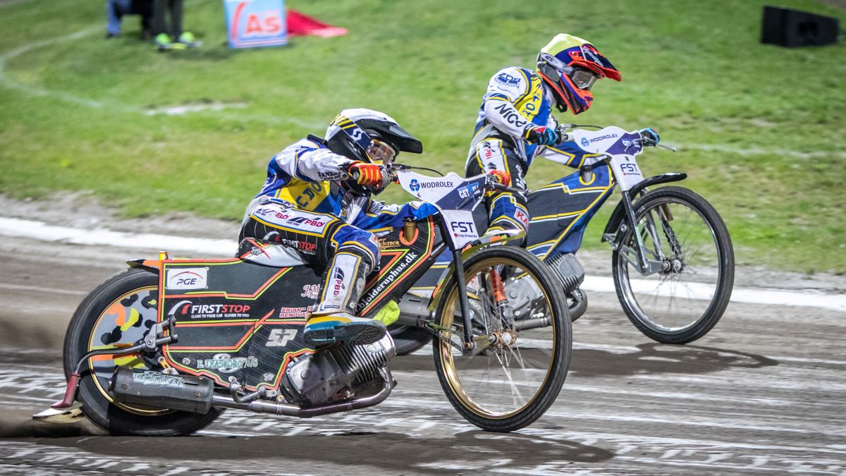 WP SportoweFakty / Mateusz Wójcik / Zawodnicy Get Well Toruń w akcji. Michael Jepsen Jensen na pierwszym planie.