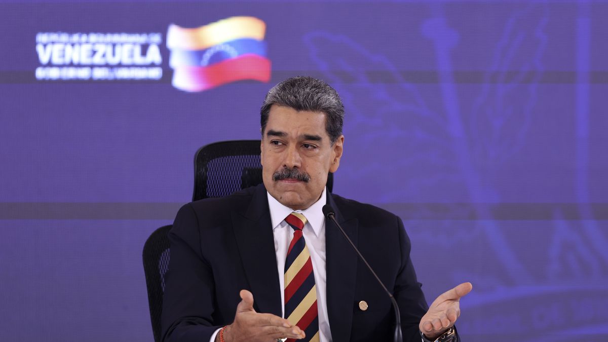 Nicolas Maduro Addresses The Media In Caracas
CARACAS, VENEZUELA - SEPTEMBER 01: President of Venezuela Nicolás Maduro speaks during a press conference at Hotel Melia Caracas on September 01, 2025 in Caracas, Venezuela. Maduro stated that his government is targeted by 8 military ships and 1,200 misiles; what he called the largest threat on Venezuela in last 100 years. (Photo by Jesus Vargas/Getty Images)
Jesus Vargas