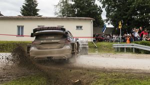 Łotewska policja o wypadku na Rajdzie Lipawy. Helikopter zahaczył o linie energetyczne