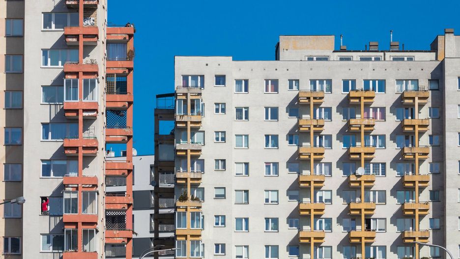 Pracownicy opróżniający mieszkania ujawniają, co tam znajdują