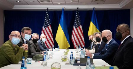 Spotkanie ministrów obrony i spraw zagranicznych USA i Ukrainy. "Rosja nie wyrwie się spod sankcji"