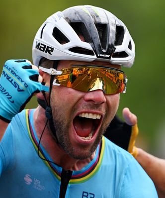Brytyjczyk wygrał 35. etap Tour de France. Historyczny dzień dla kolarstwa