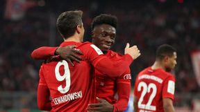 Bundesliga. Alphonso Davies zachwycony możliwością gry z Lewandowskim. "Wspaniale jest się od niego uczyć"