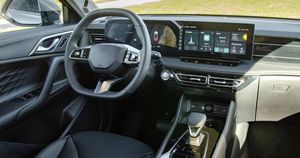 Wnętrze nowoczesnego samochodu