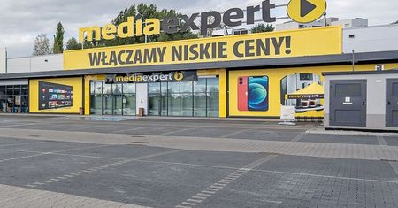 Rower przeceniony o 2 620 zł. "Ostatnie sztuki" w Media Expert