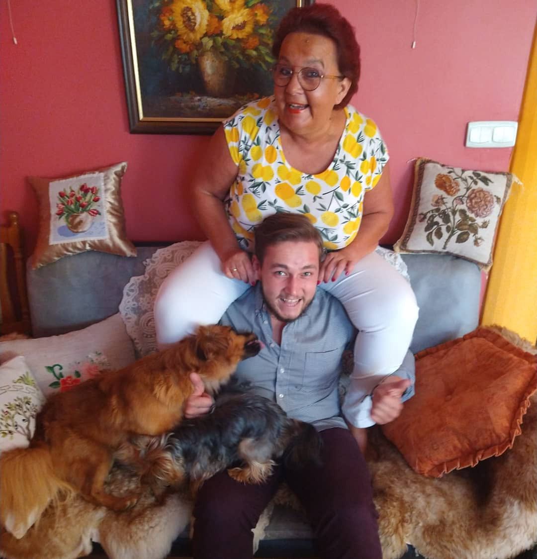 Tak wygląda mąż Izabeli Zeiske z "Gogglebox. Przed telewizorem"