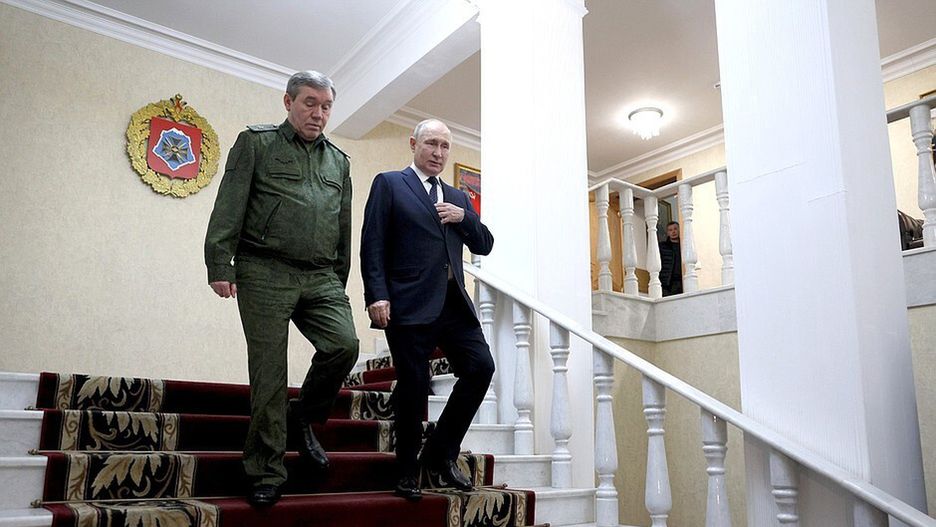 Gen, Gierasimow z Putinem