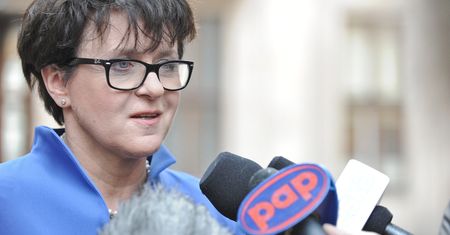 Pensje nauczycieli bez zmian? Minister edukacji spotkała się ze związkami zawodowymi