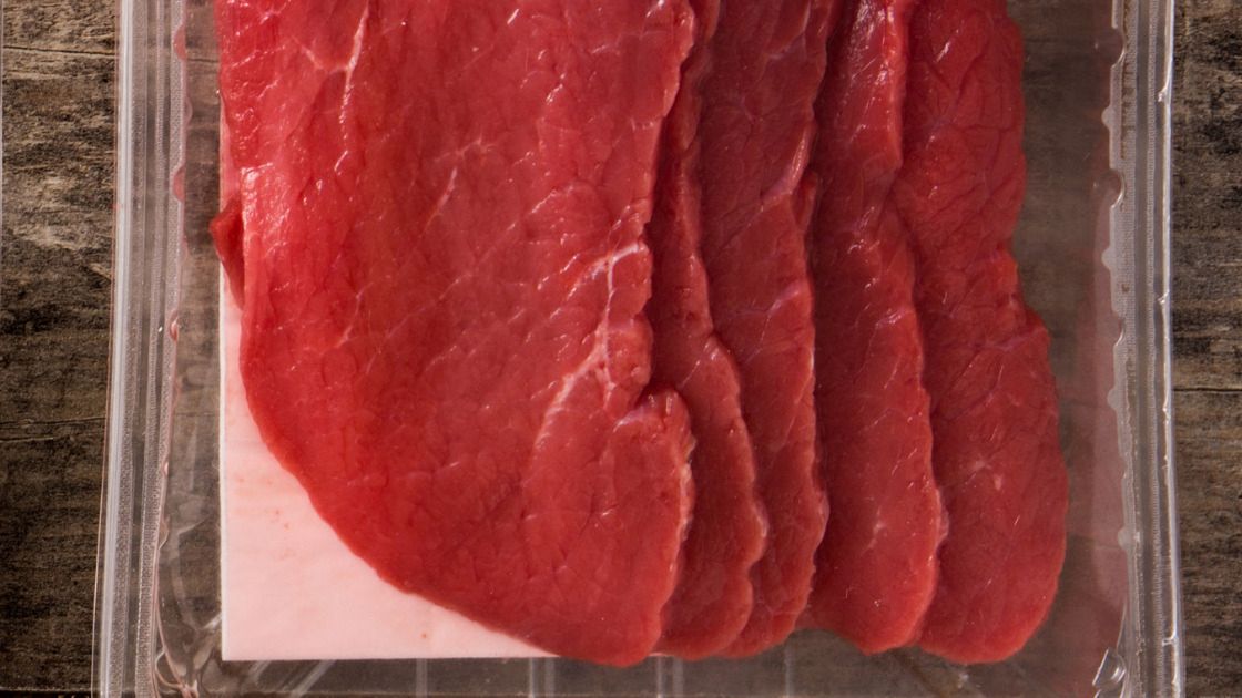 Wkładka w paczce z mięsem