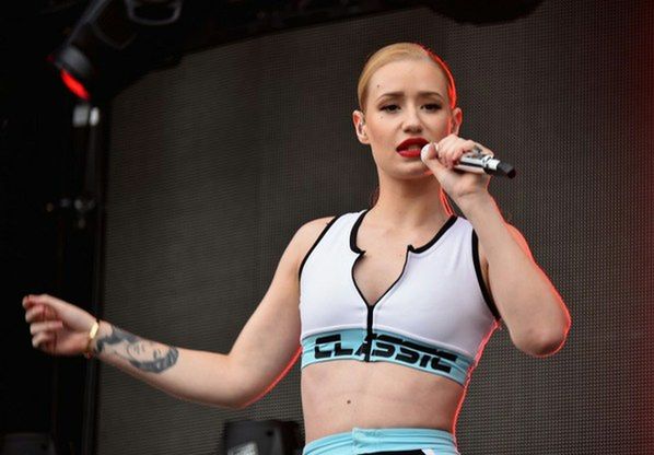 Iggy Azalea jak Uma Thurman