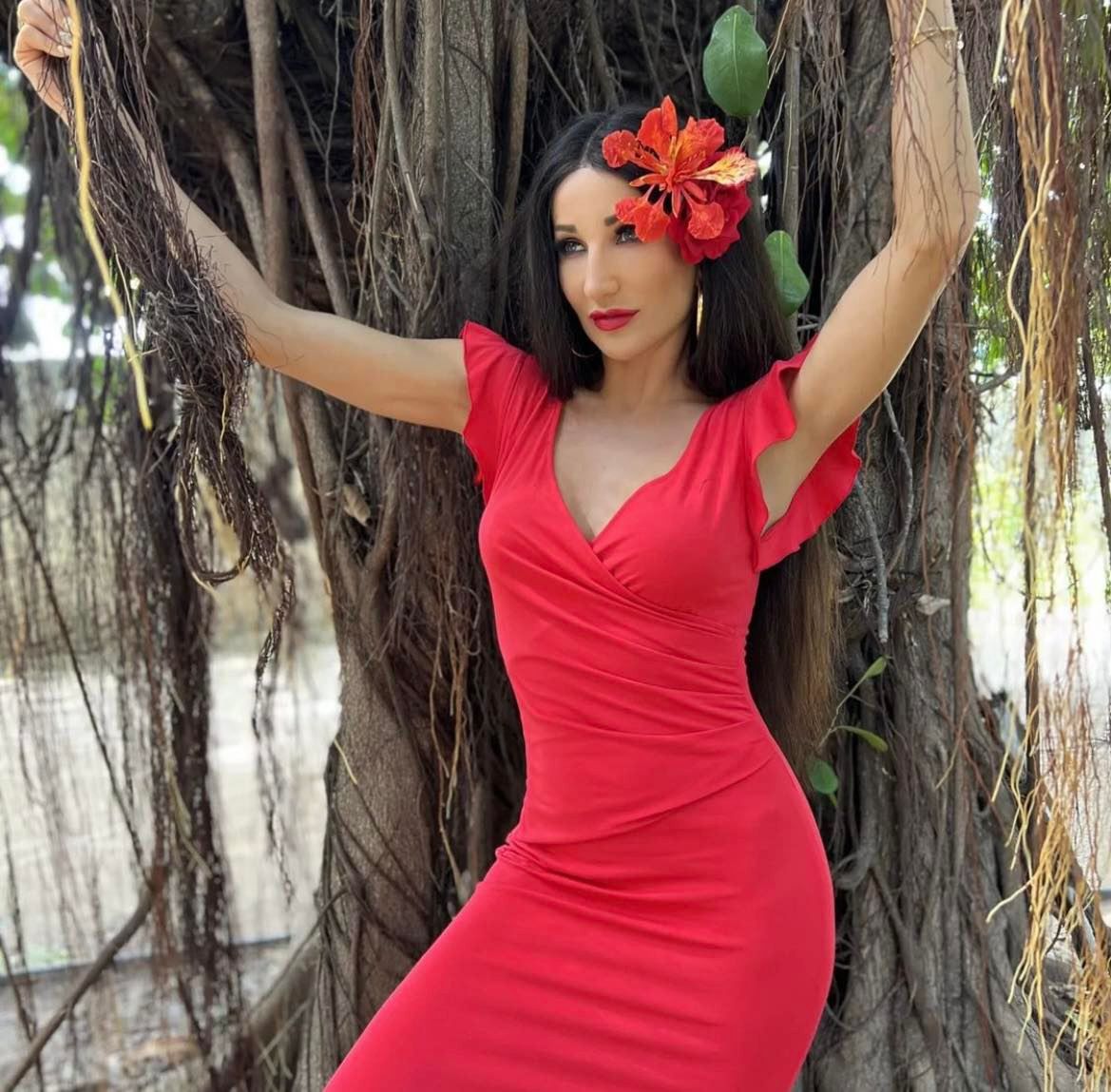 Justyna Steczkowska w bikini pląsa na wakacjach z synem