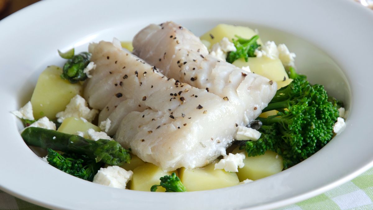 Szczupak w sosie szafranowym zasługuje na miano królewskiego