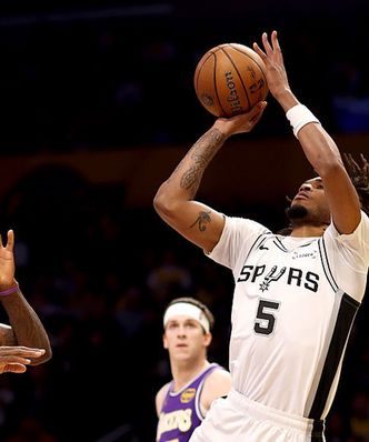 Wielki sukces Spurs. 0 minut Sochana