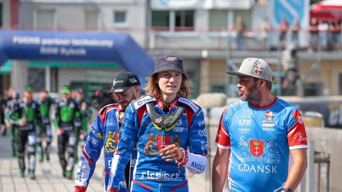 WP SportoweFakty / Arkadiusz Siwek / Na zdjęciu: Eryk Jóźwiak w rozmowie z Drew Kempem