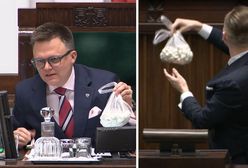 Zaskakujący prezent dla Hołowni. Berkowicz przyniósł uszka