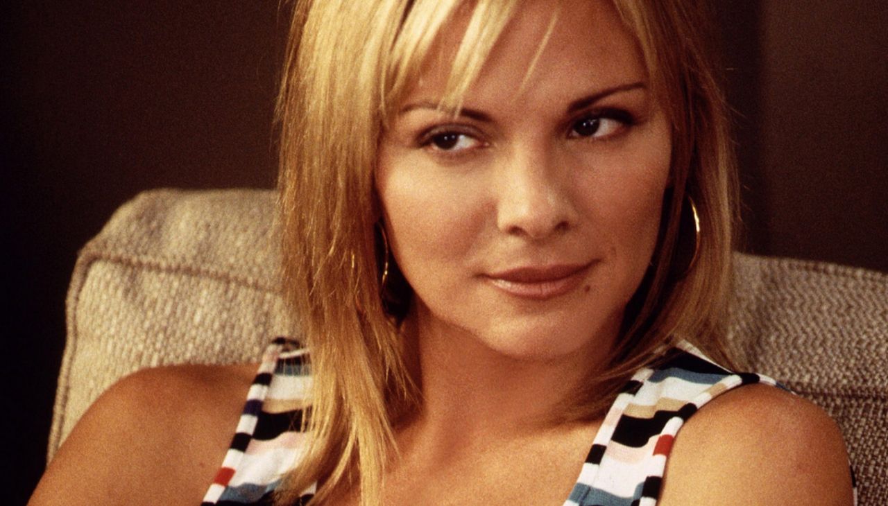 Co u Kim Cattrall? Olśniewa na czerwonym dywanie w towarzystwie partnera