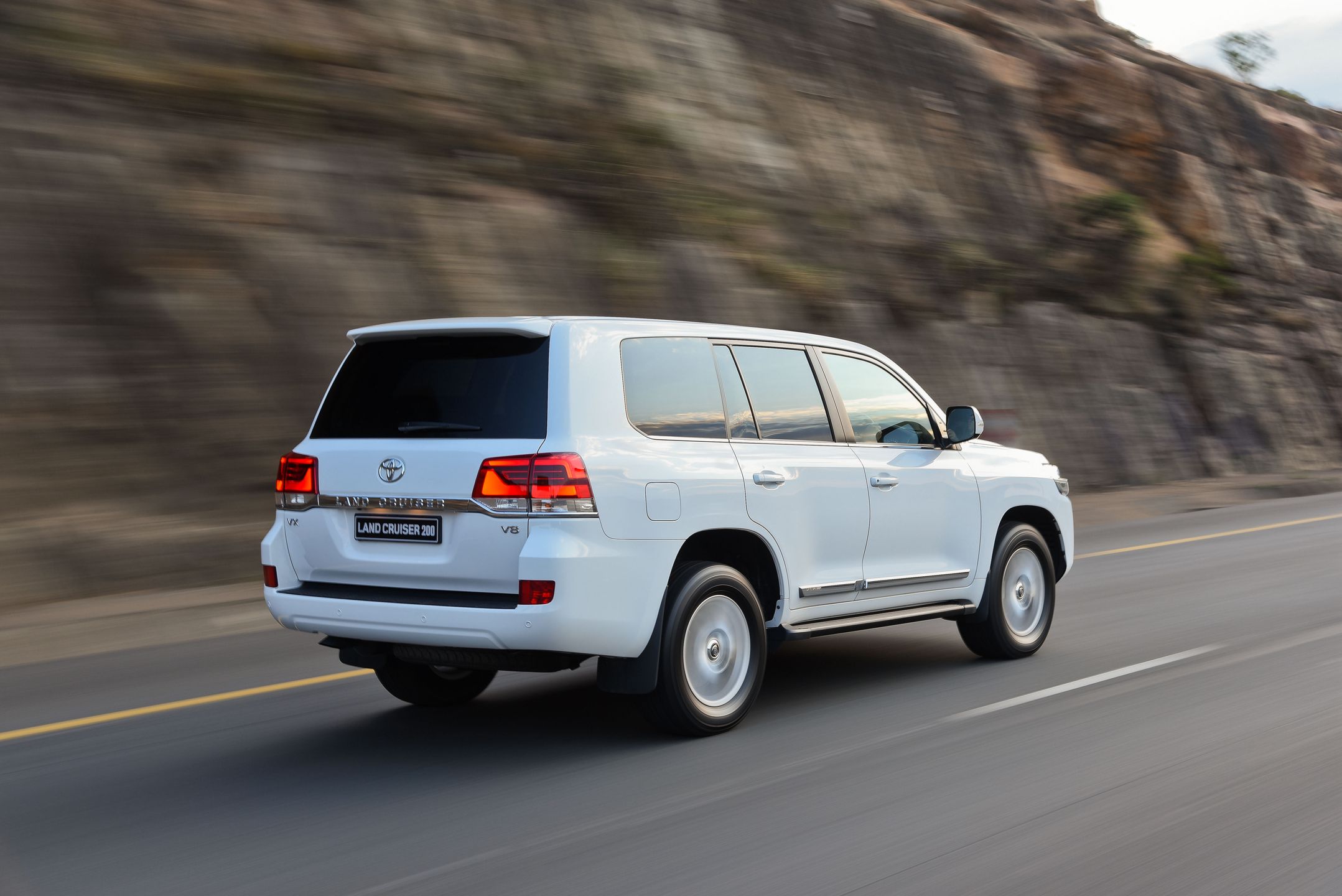 Toyota Land Cruiser 8