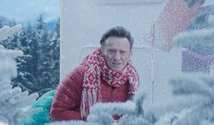 Joanna Brodzik i Paweł Wilczak w góralskiej chacie reklamują bożonarodzeniową ofertę SmartDomu (wideo)