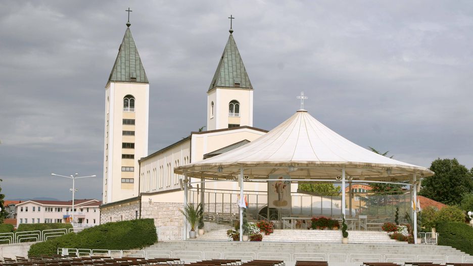 Polacy jechali do Medjugorie. Kościół ma pewien problem z tym miejscem