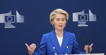 Bruksela uderzyła w big techy. KE nałożyła wielomilionowe kary na Apple i Metę