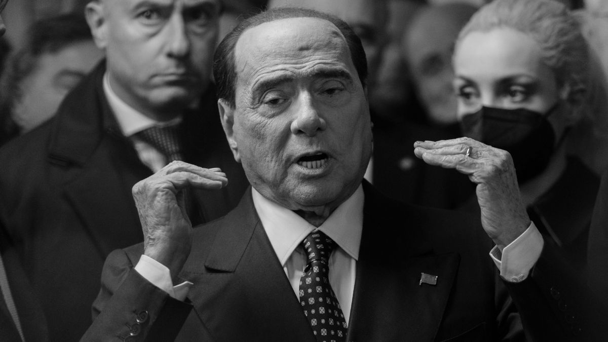 Silvio Berlusconi trzykrotnie był premierem Włoch i założycielem partii Forza Italia